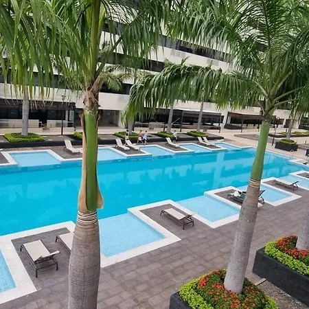 Suite Moderna Con Vista A La Ciudad Y Al Rio En Puerto Santa Ana Guayaquil Exterior photo